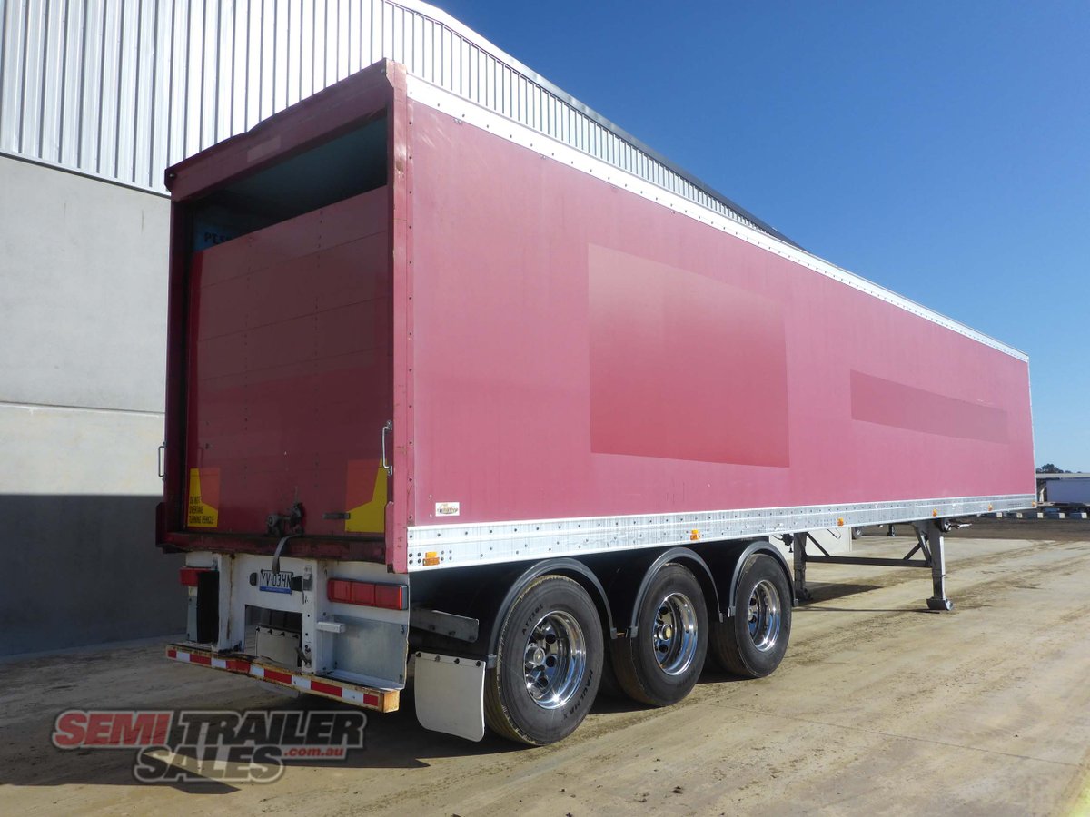 MAXITRANS PANTECH TRAILER