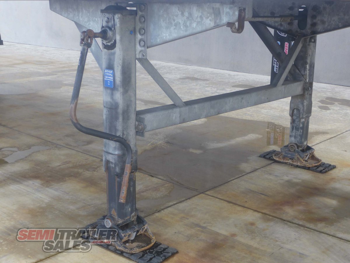 MAXITRANS PANTECH TRAILER
