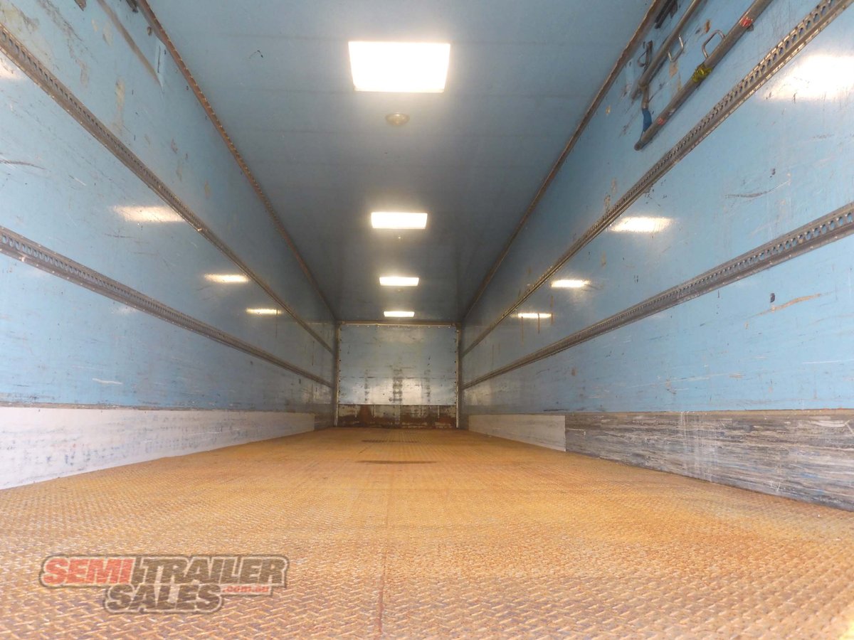 MAXITRANS PANTECH TRAILER