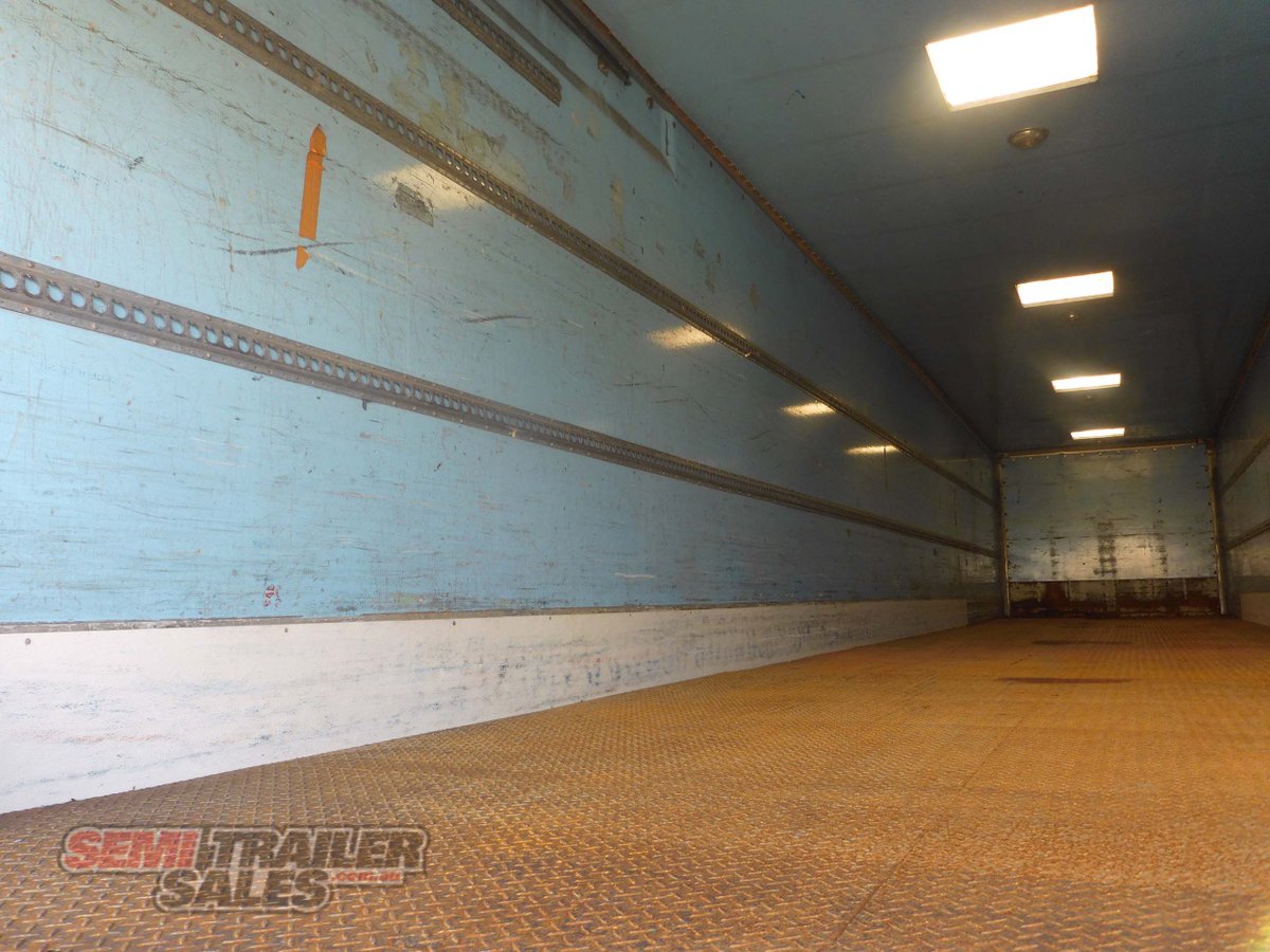 MAXITRANS PANTECH TRAILER