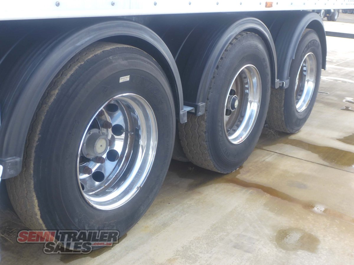 MAXITRANS PANTECH TRAILER