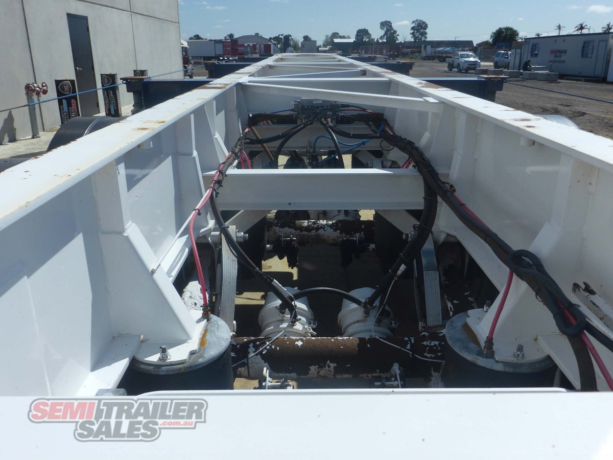 2010 MAXITRANS SKELETAL TRAILER TRAILER 40FT SKEL WITH REAR PUSH OUT BAR (ROAD TRAIN LEAD)
