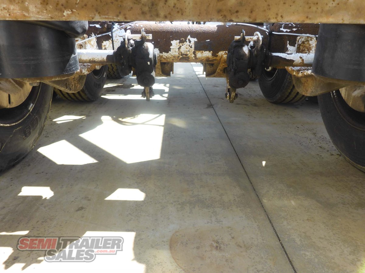 2010 MAXITRANS SKELETAL TRAILER TRAILER 40FT SKEL WITH REAR PUSH OUT BAR (ROAD TRAIN LEAD)