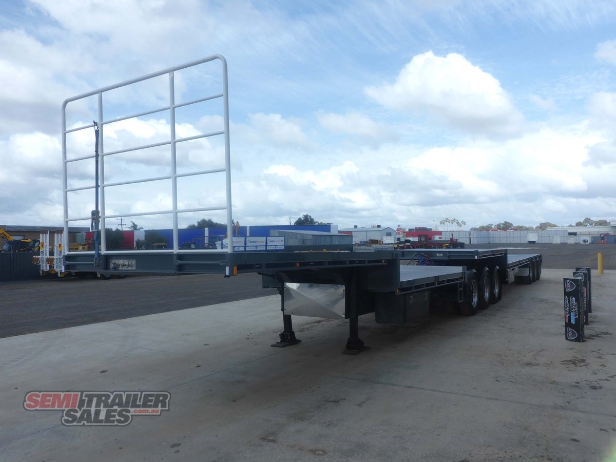 TOPSTART DROP DECK TRAILER