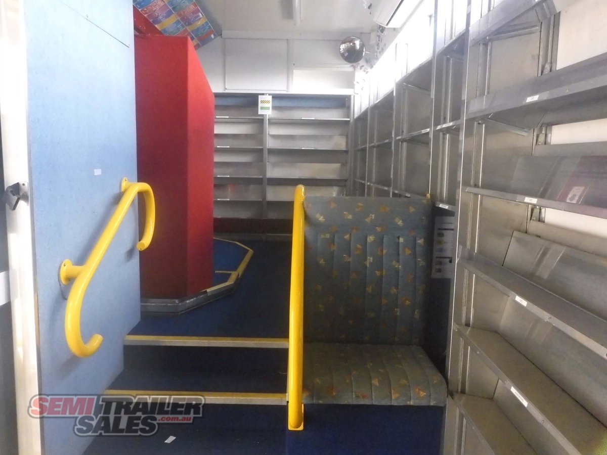 2005 SVM MOBILE LIBRARY TRAILER