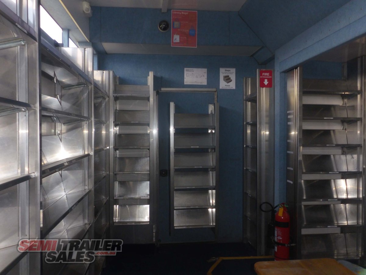 2005 SVM MOBILE LIBRARY TRAILER