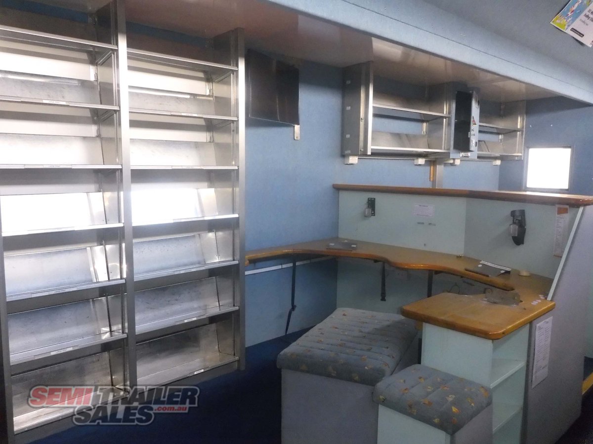 2005 SVM MOBILE LIBRARY TRAILER