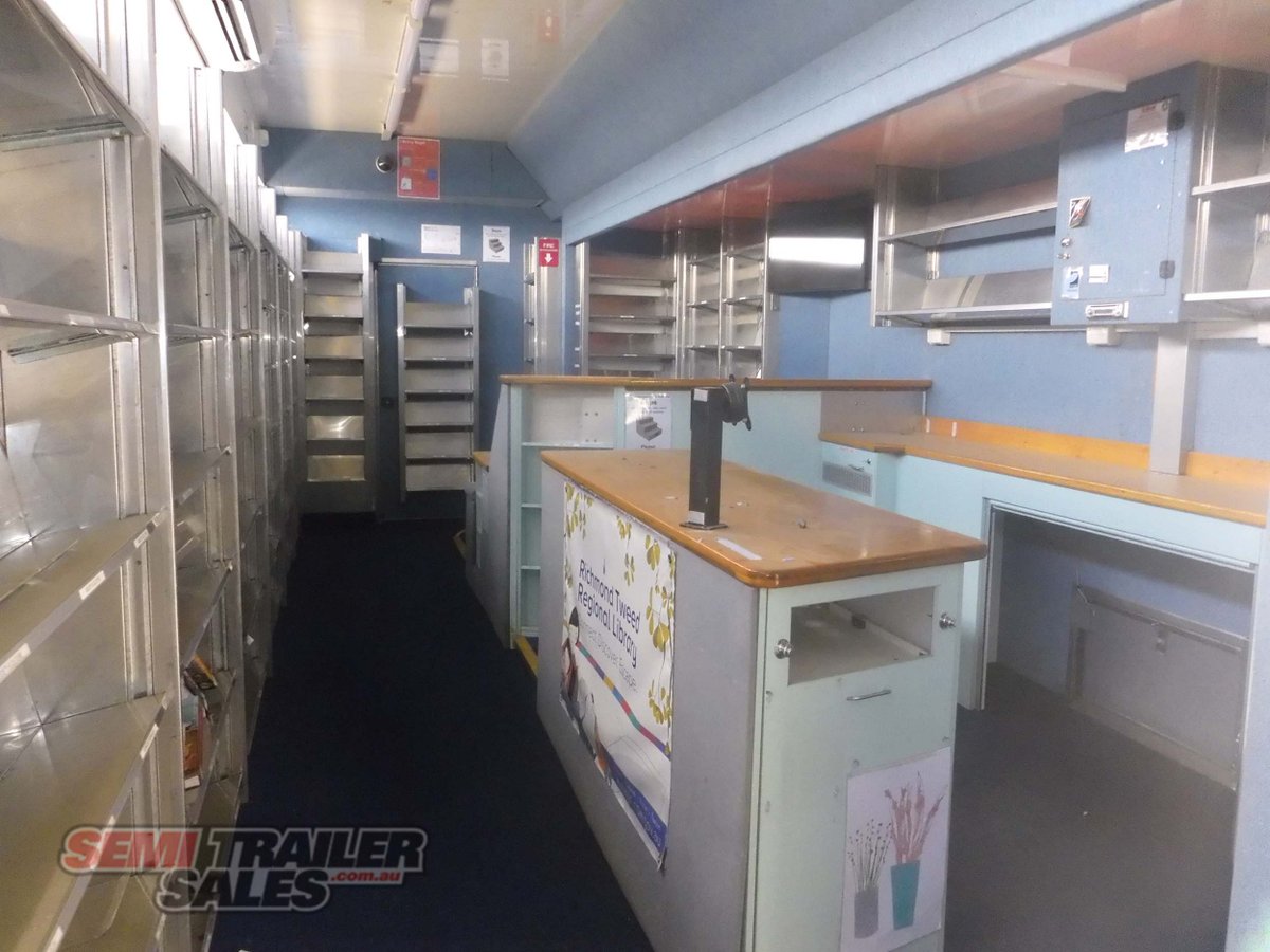 2005 SVM MOBILE LIBRARY TRAILER