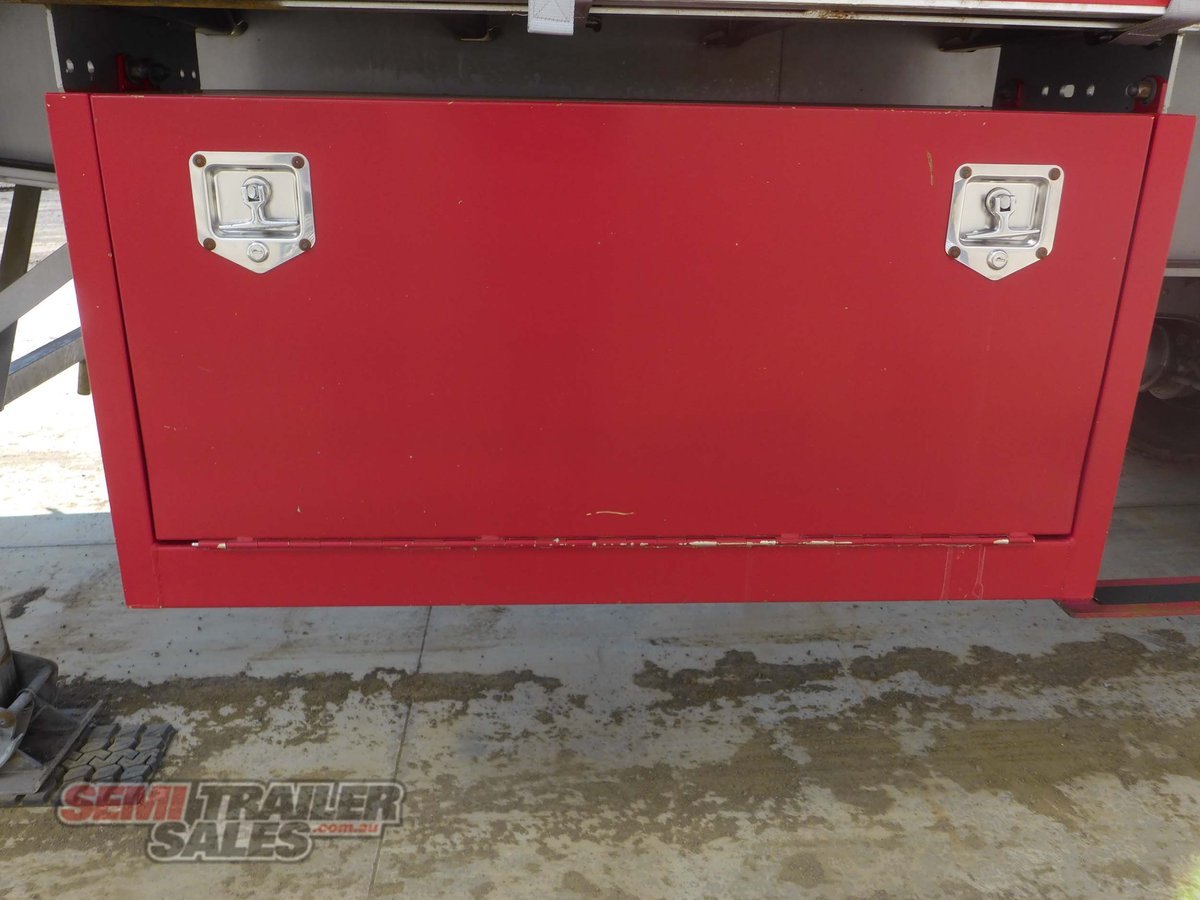 MAXITRANS CURTAINSIDER TRAILER