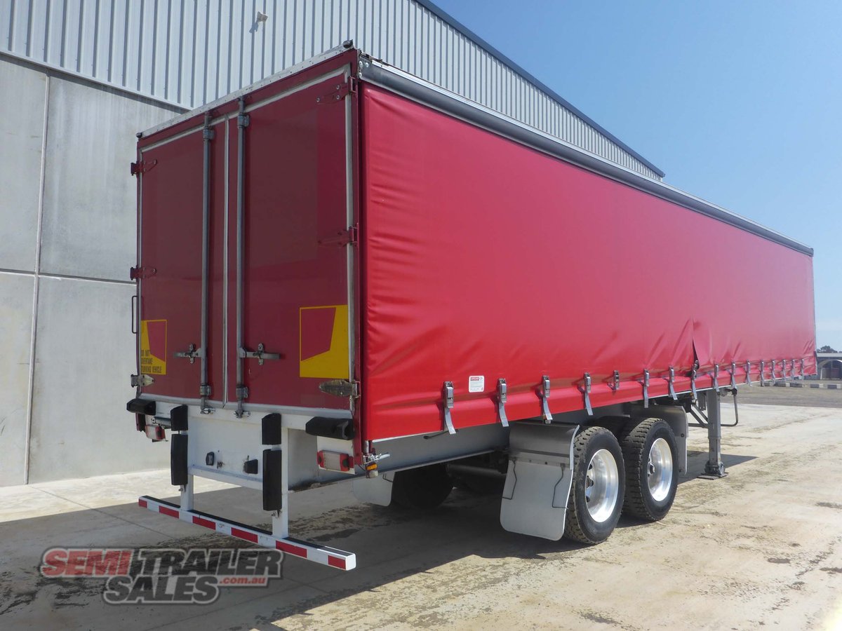 MAXITRANS CURTAINSIDER TRAILER