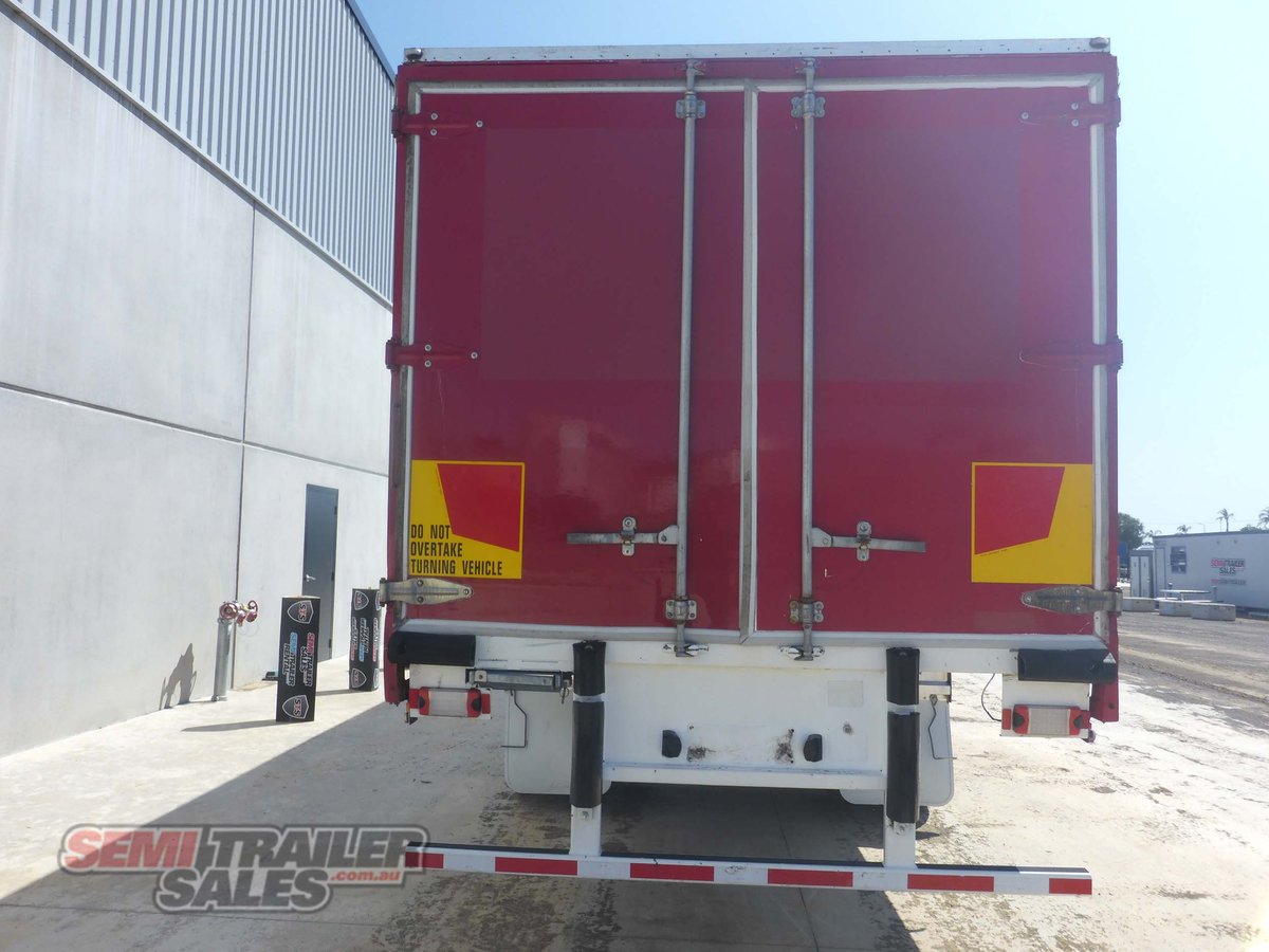 MAXITRANS CURTAINSIDER TRAILER