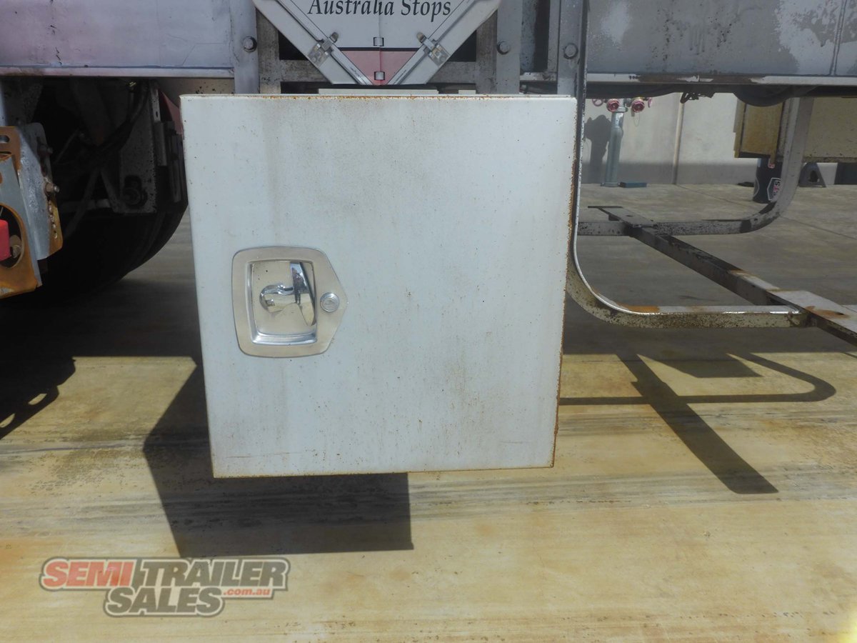 VAWDREY REFRIGERATED TRAILER
