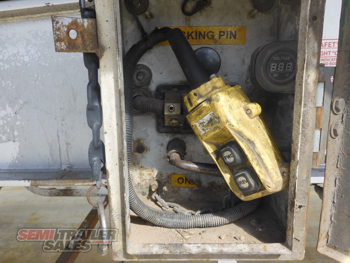 VAWDREY REFRIGERATED TRAILER