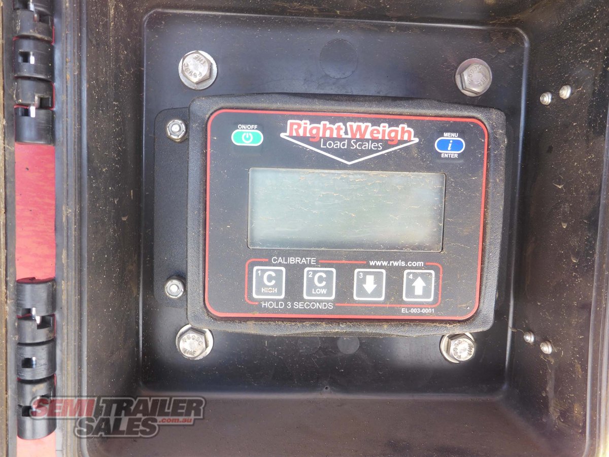 MAXITRANS PANTECH TRAILER
