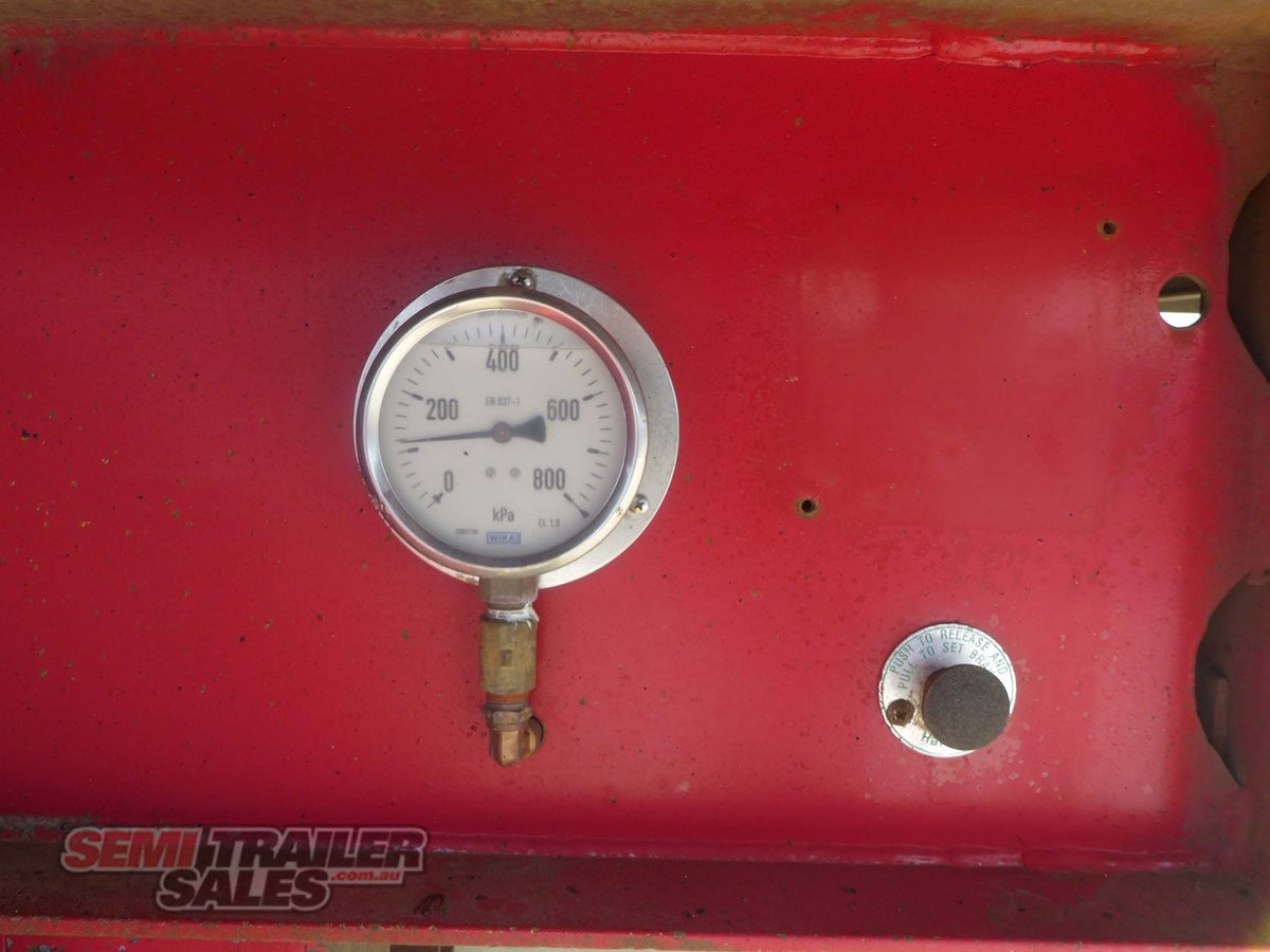 MAXITRANS PANTECH TRAILER