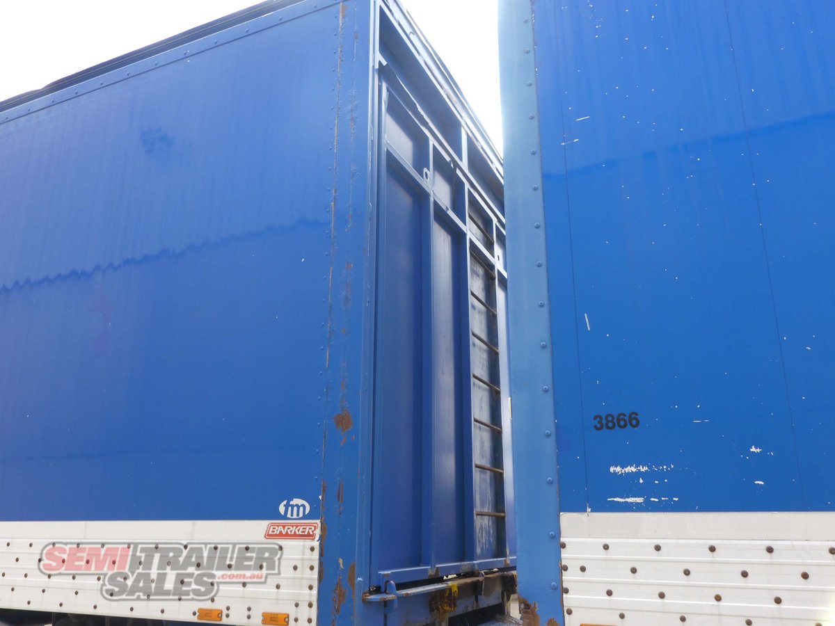 BARKER PANTECH TRAILER