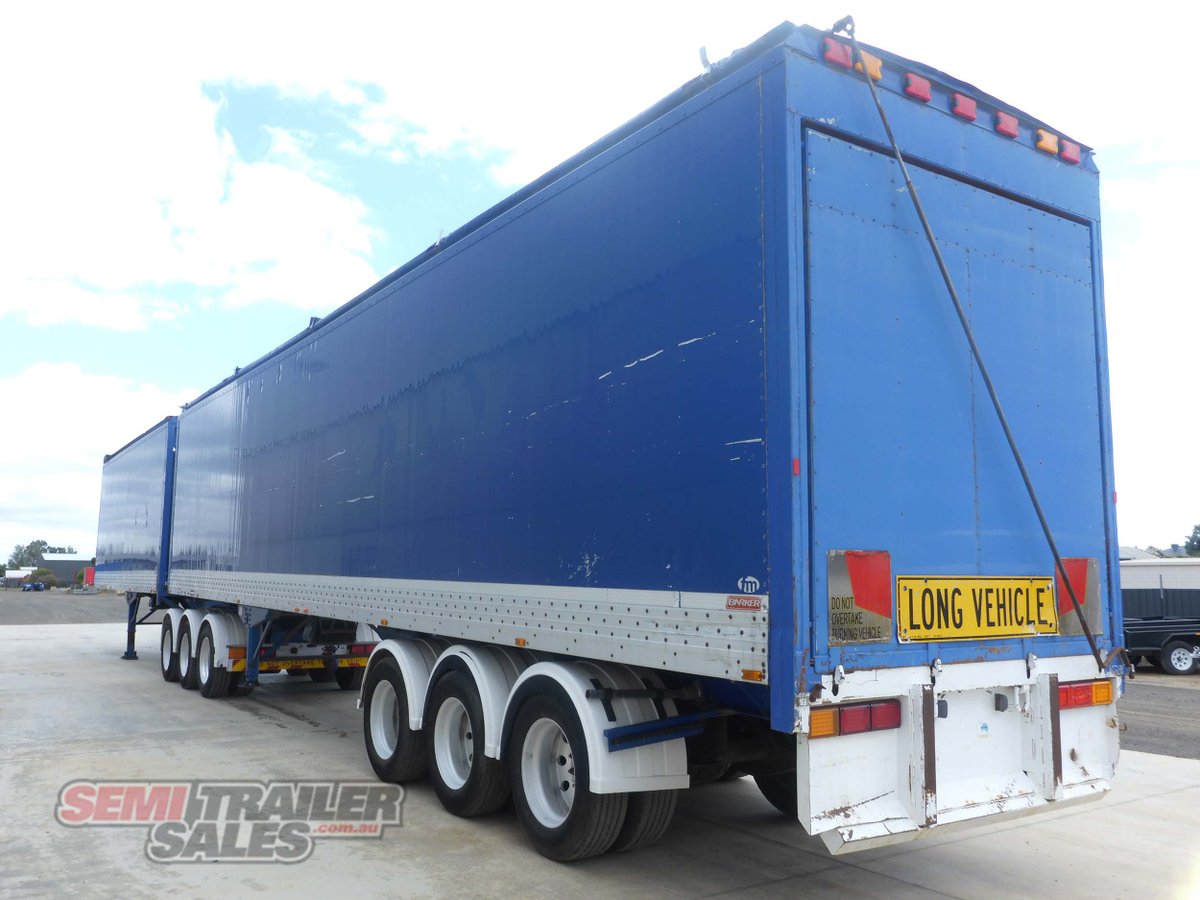 BARKER PANTECH TRAILER