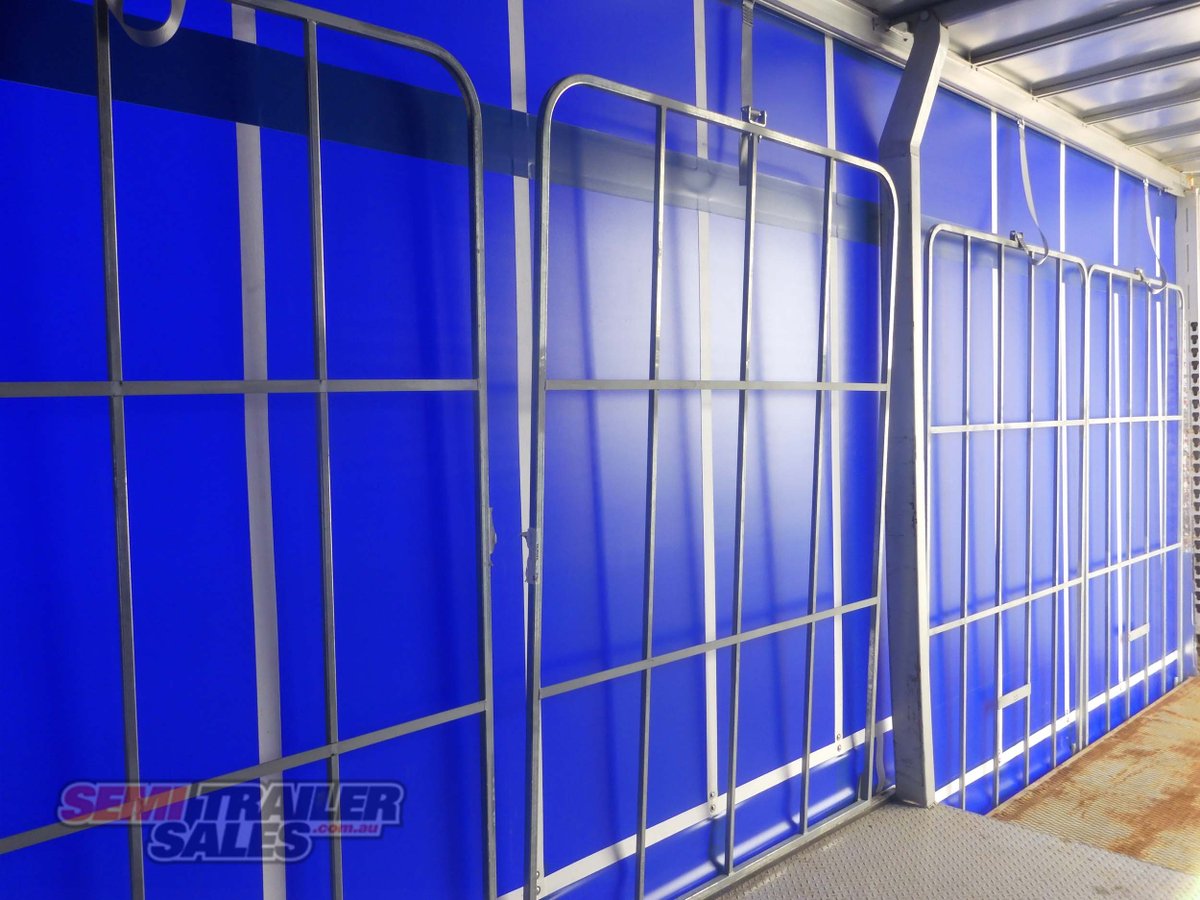 KRUEGER CURTAINSIDER TRAILER