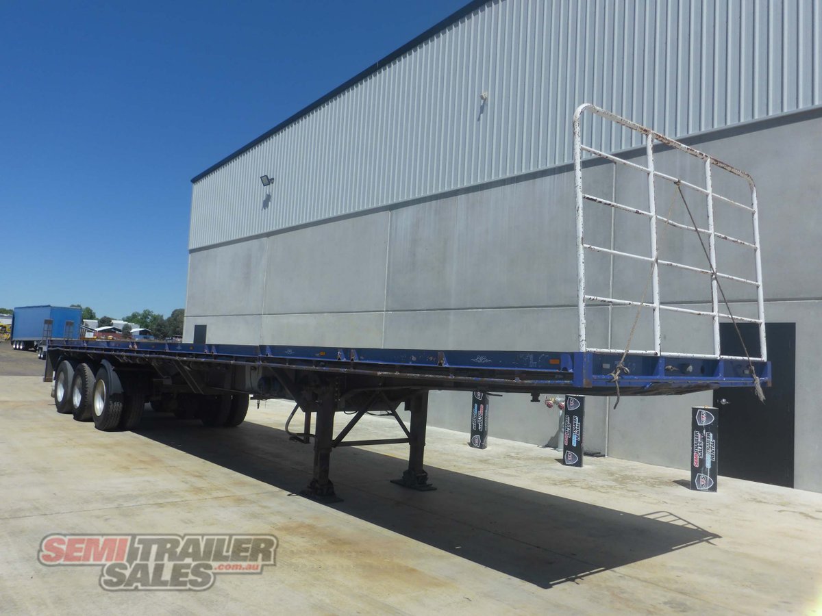 LIBERTY FREIGHTMORE FLAT TOP TRAILER
