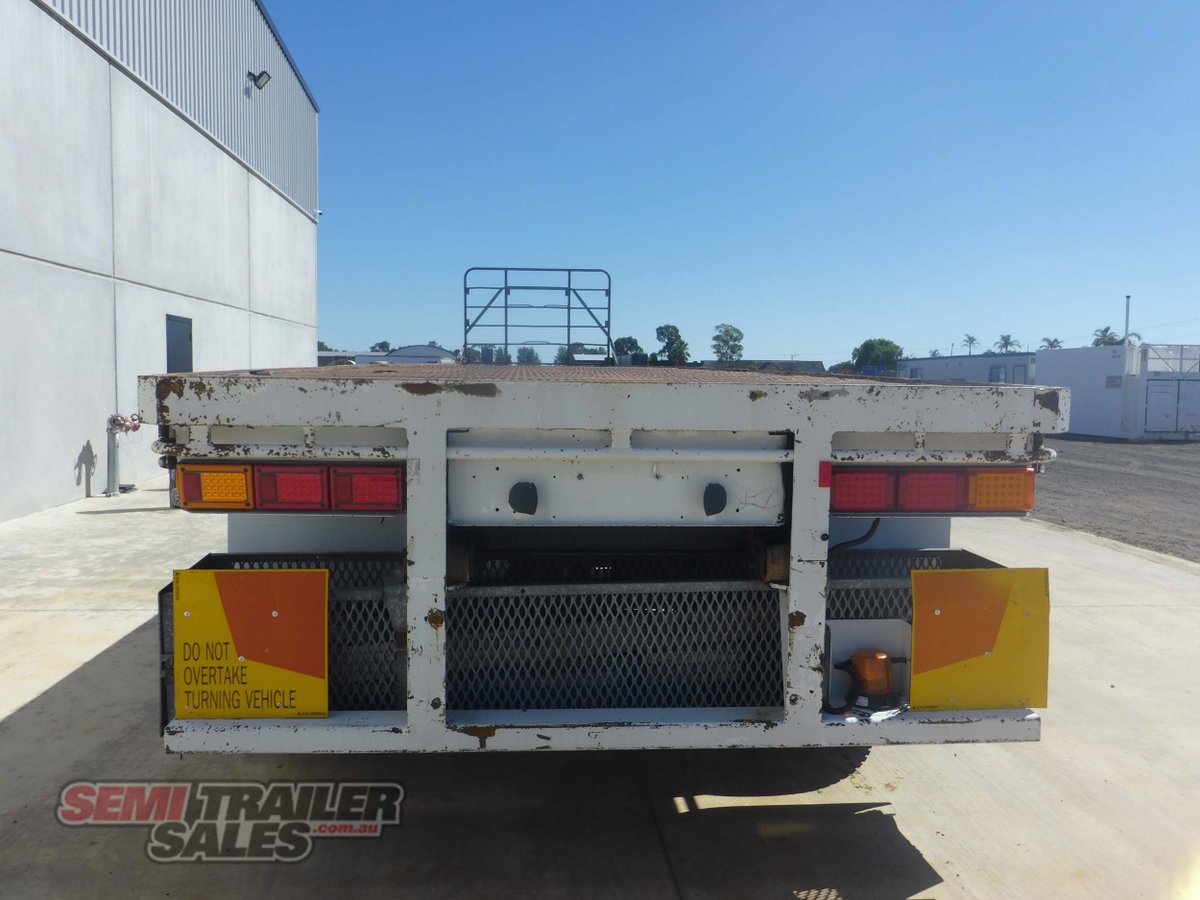 2005 HAULMARK FLAT TOP EXTENDABLE TRAILER