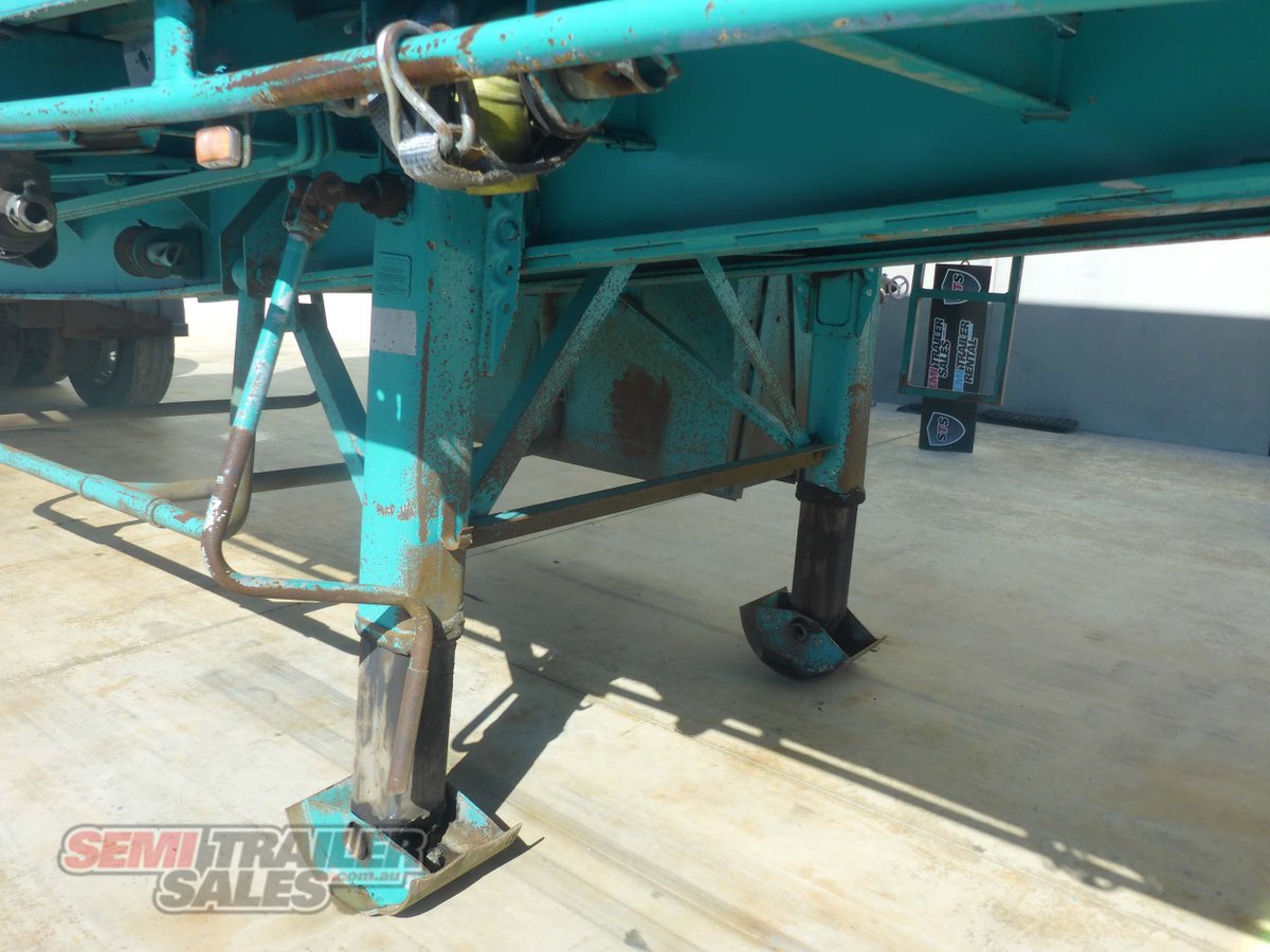 FREIGHTER CURTAINSIDER TRAILER