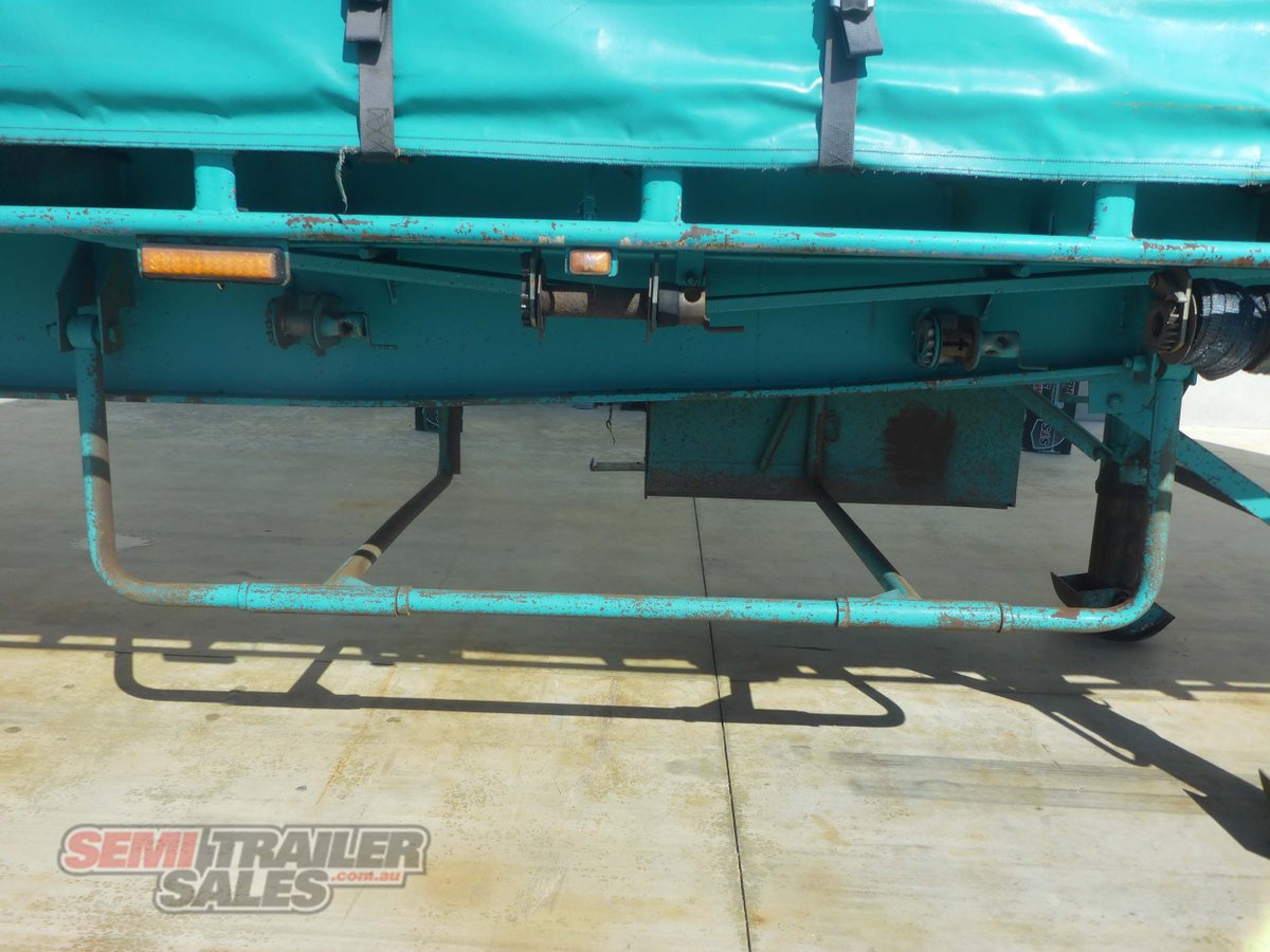 FREIGHTER CURTAINSIDER TRAILER