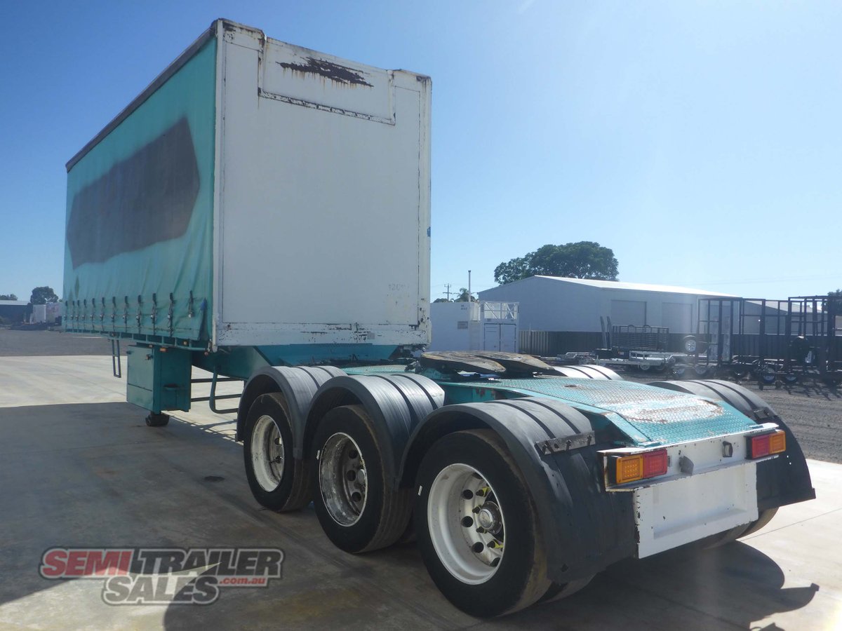 FREIGHTER CURTAINSIDER TRAILER
