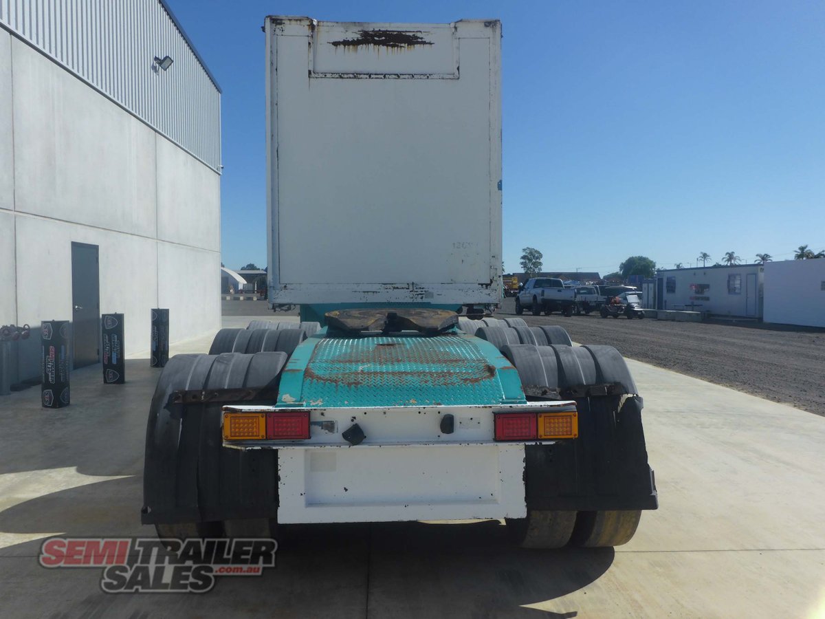 FREIGHTER CURTAINSIDER TRAILER