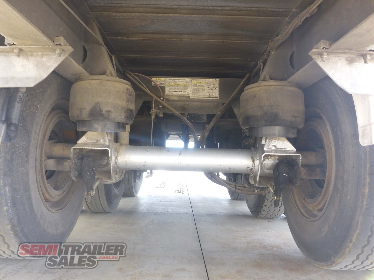 MAXITRANS REFRIGERATED TRAILER