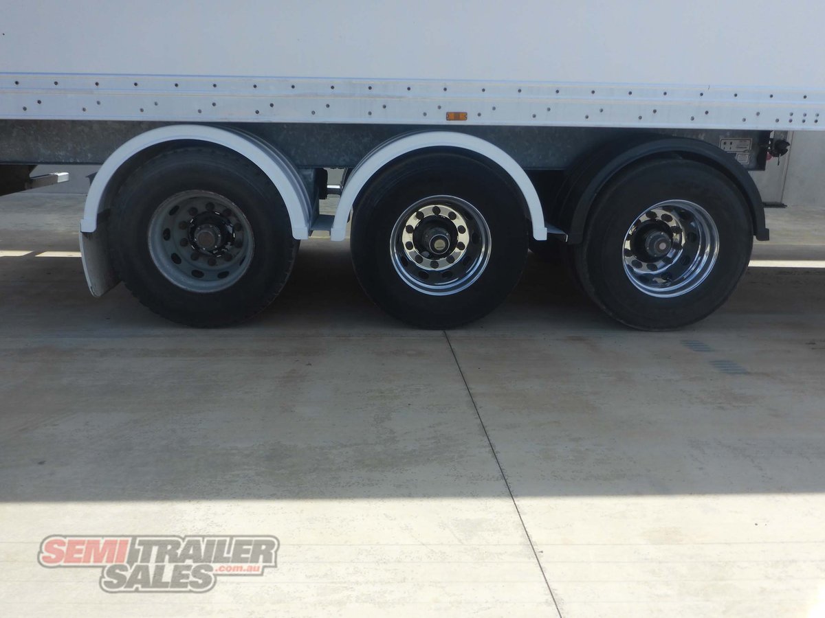 MAXITRANS REFRIGERATED TRAILER