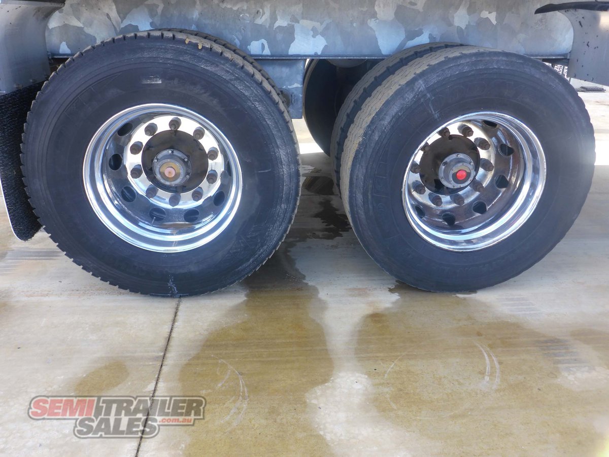 MAXITRANS REFRIGERATED TRAILER