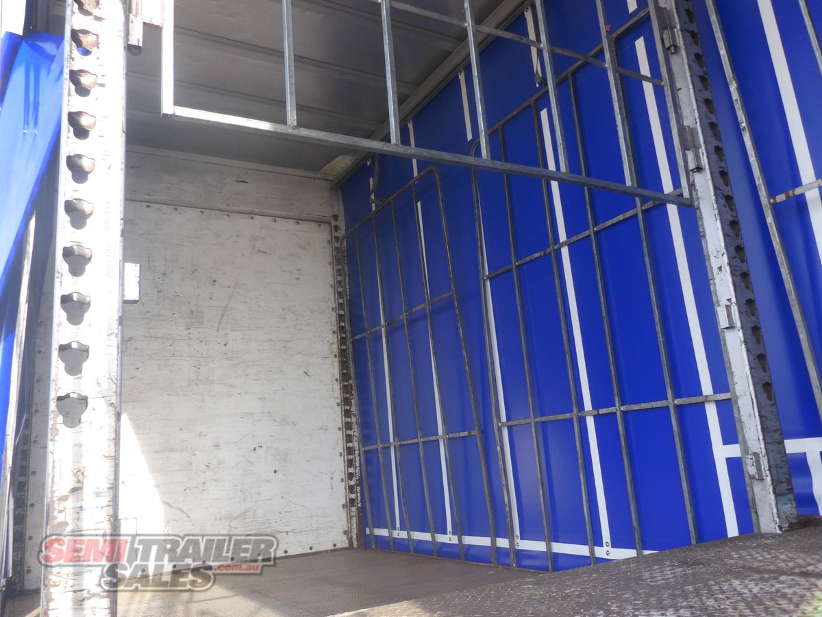 VAWDREY CURTAINSIDER TRAILER