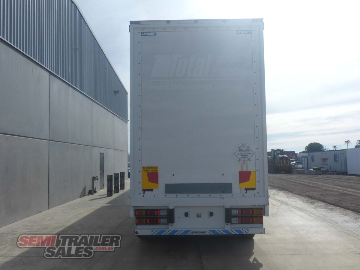 VAWDREY CURTAINSIDER TRAILER