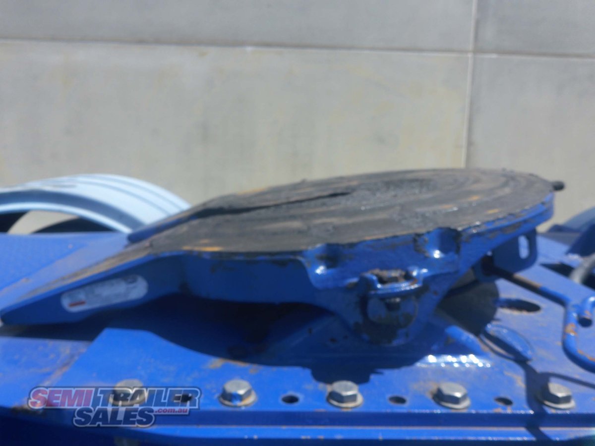 VAWDREY DROP DECK TRAILER