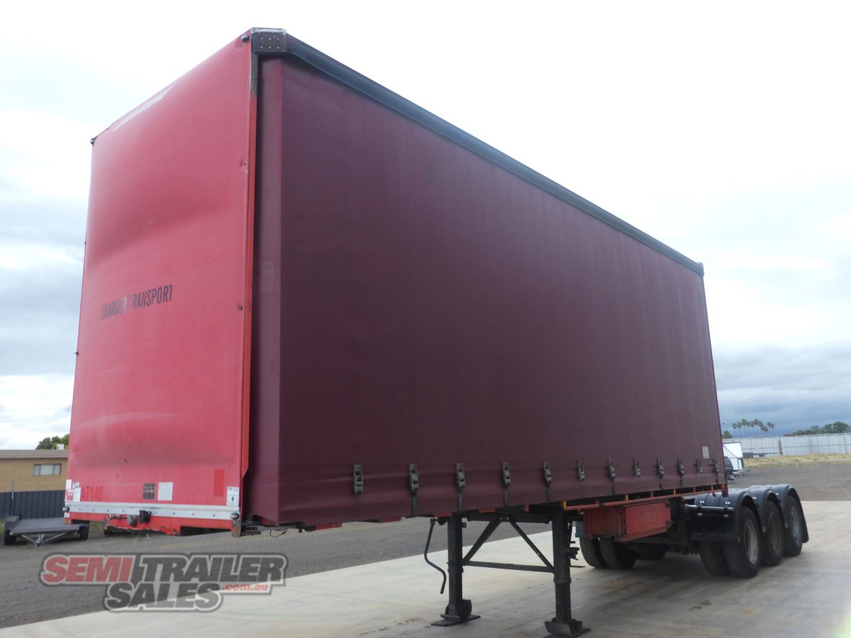 BARKER CURTAINSIDER TRAILER