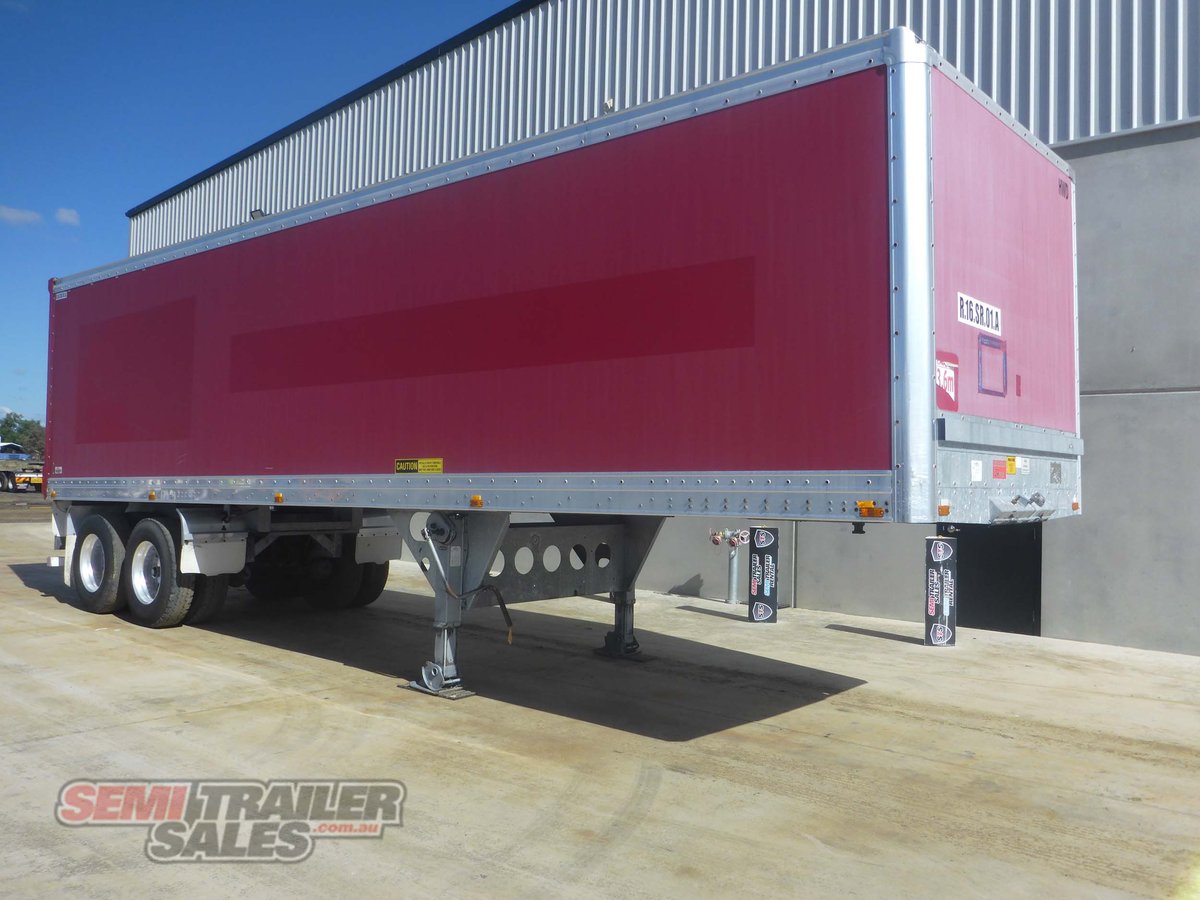 MAXITRANS PANTECH TRAILER