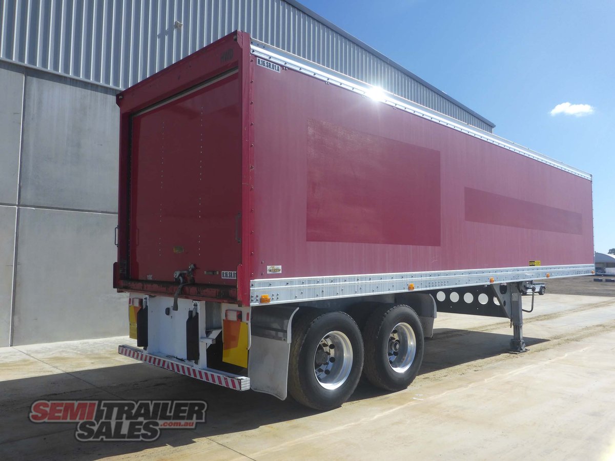 MAXITRANS PANTECH TRAILER