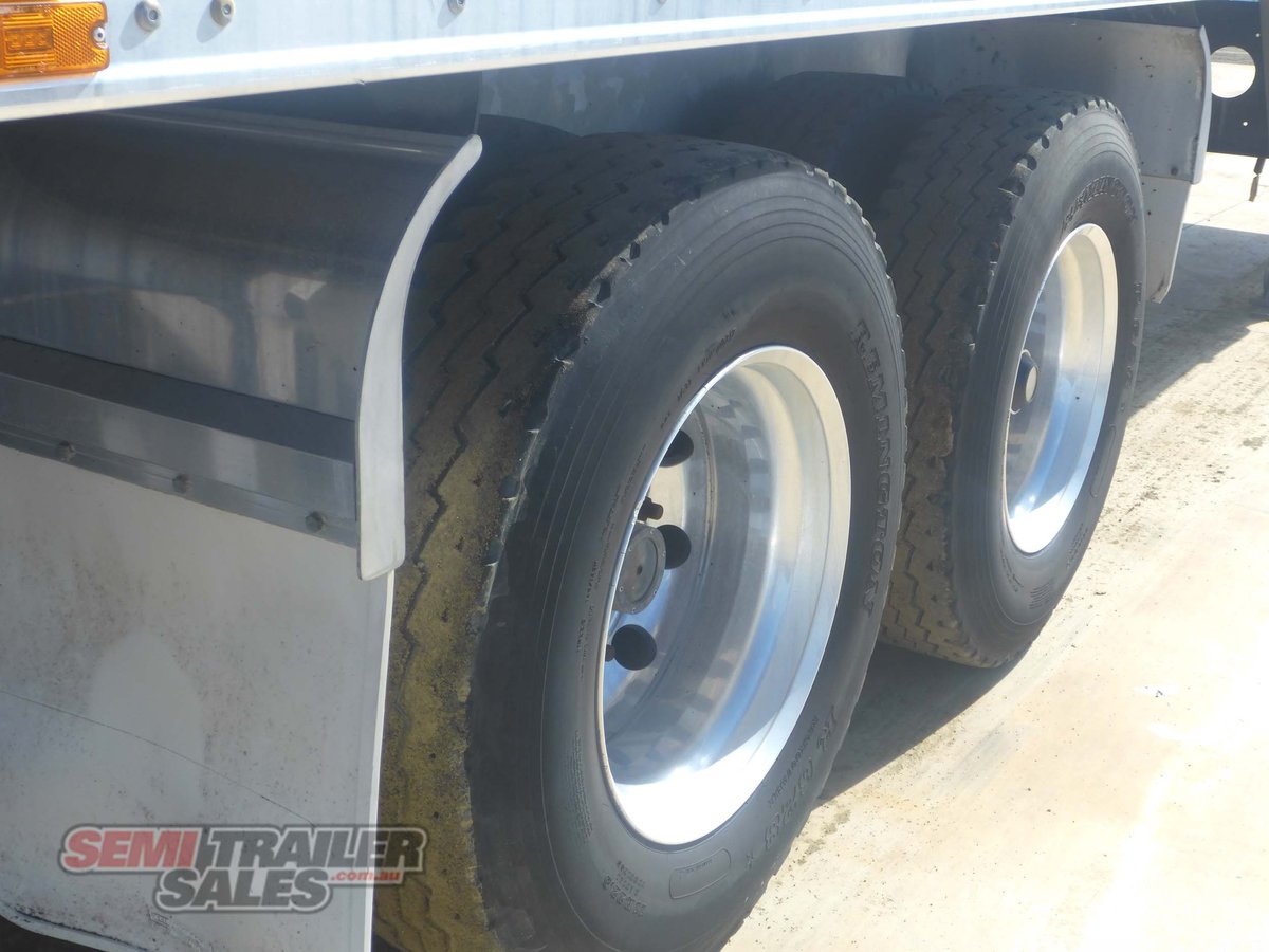 MAXITRANS PANTECH TRAILER