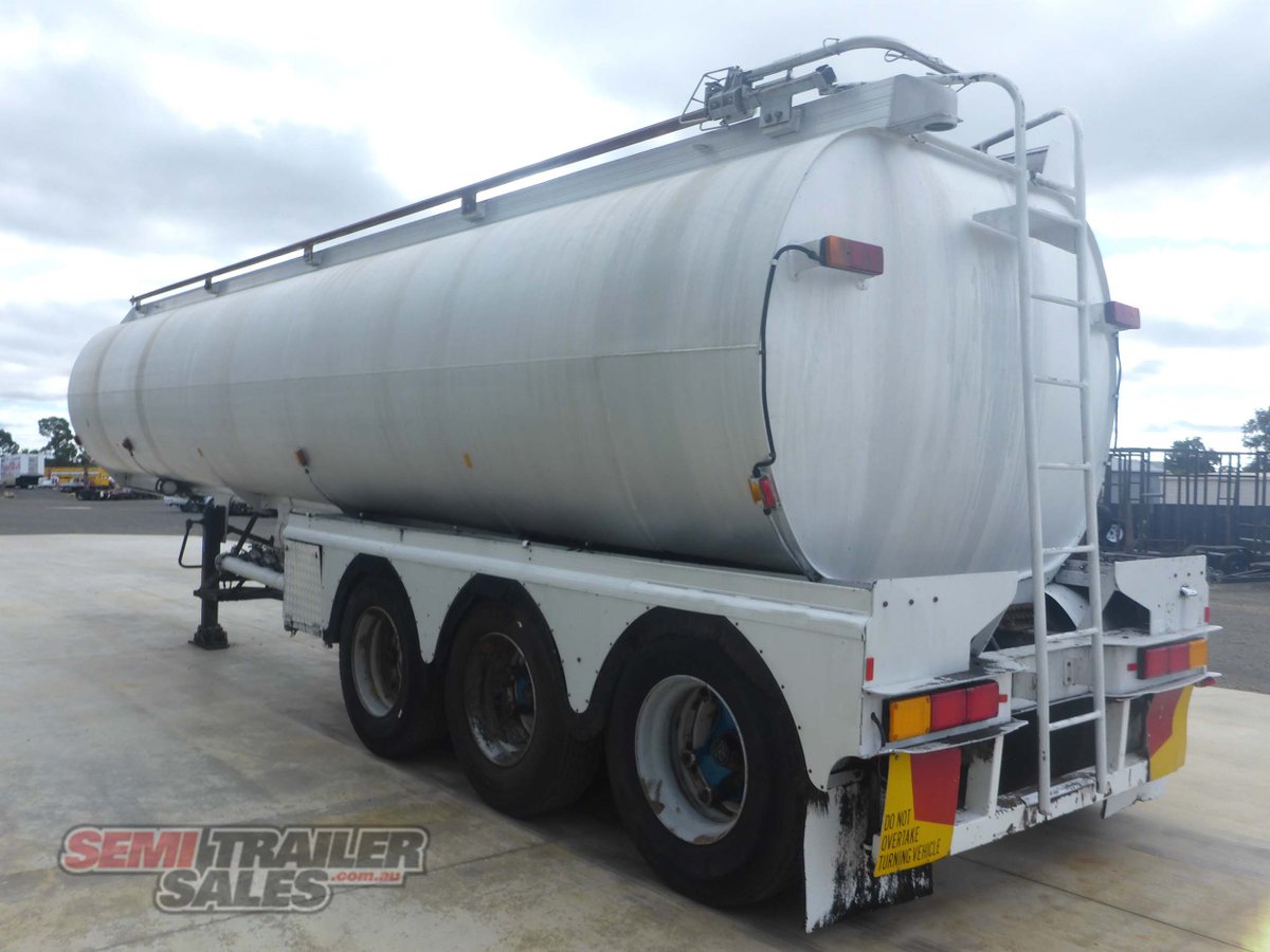 HOCKNEY TANKER TRAILER