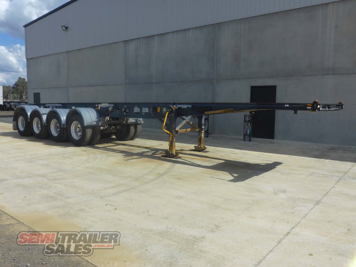 2016 MAXITRANS QUAD SKEL TRAILER