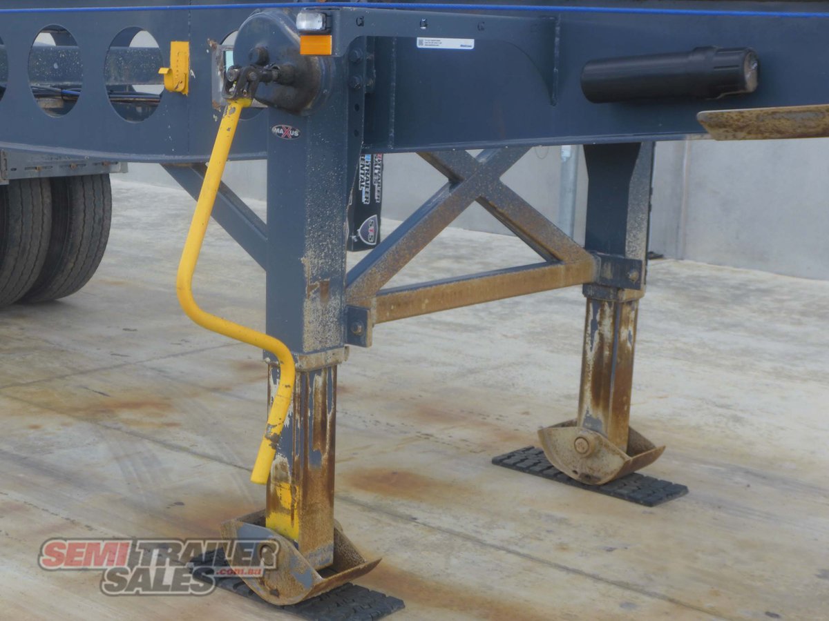 2016 MAXITRANS QUAD SKEL TRAILER