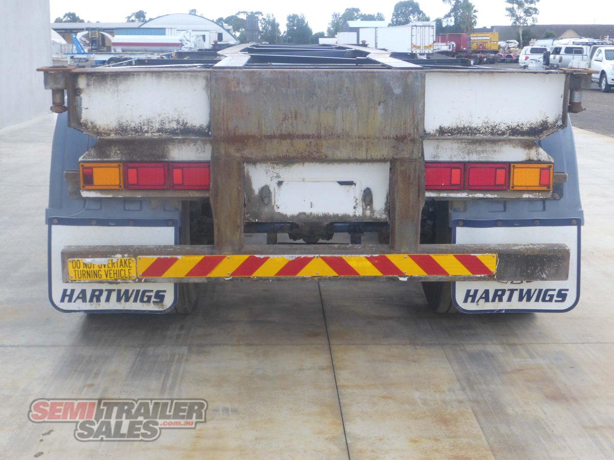 2016 MAXITRANS QUAD SKEL TRAILER
