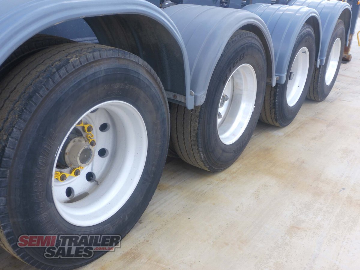 2016 MAXITRANS QUAD SKEL TRAILER