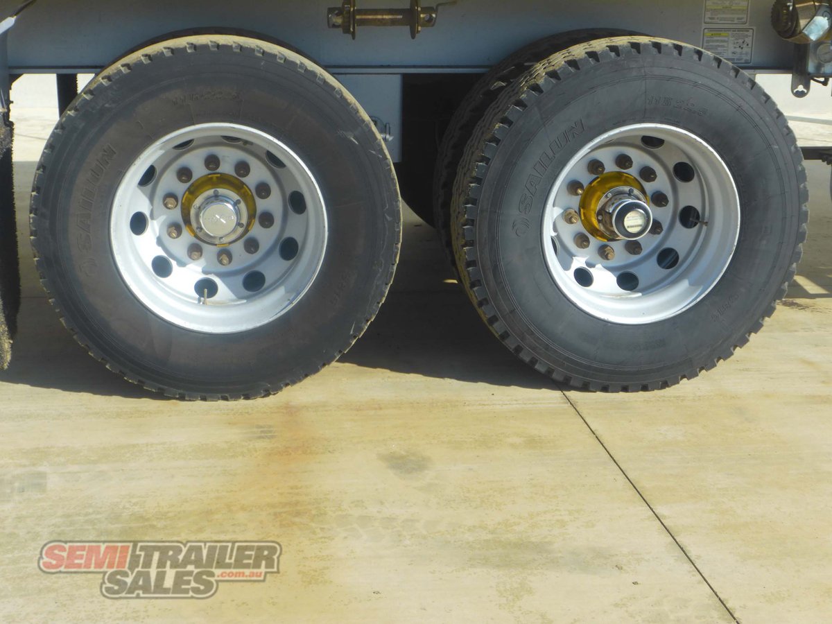 MAXITRANS FLAT TOP TRAILER