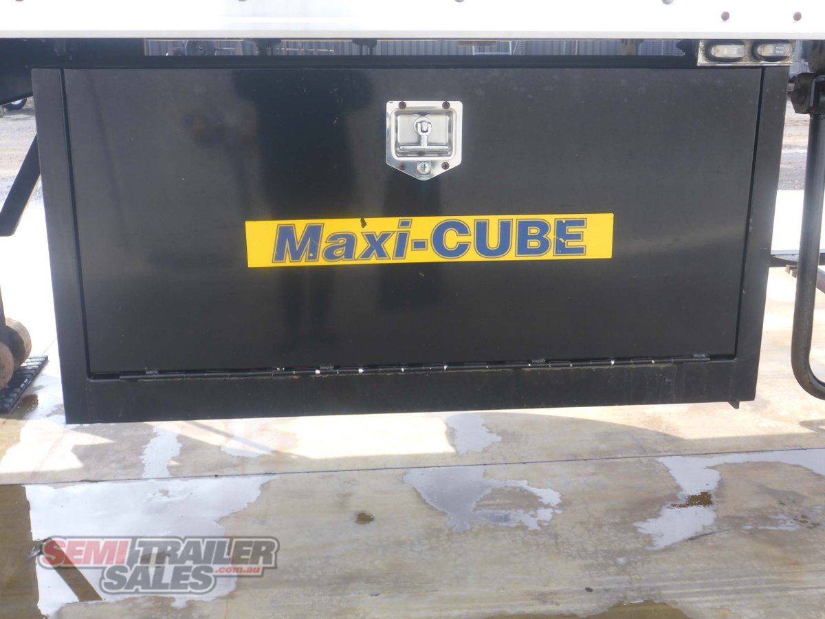 MAXITRANS REFRIGERATED TRAILER