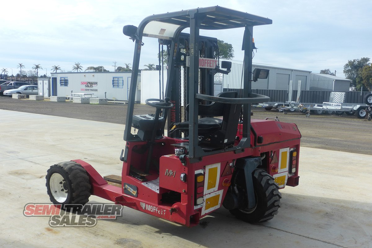 2007 MOFFETT TRUCK MOUNTED FORKLIFT