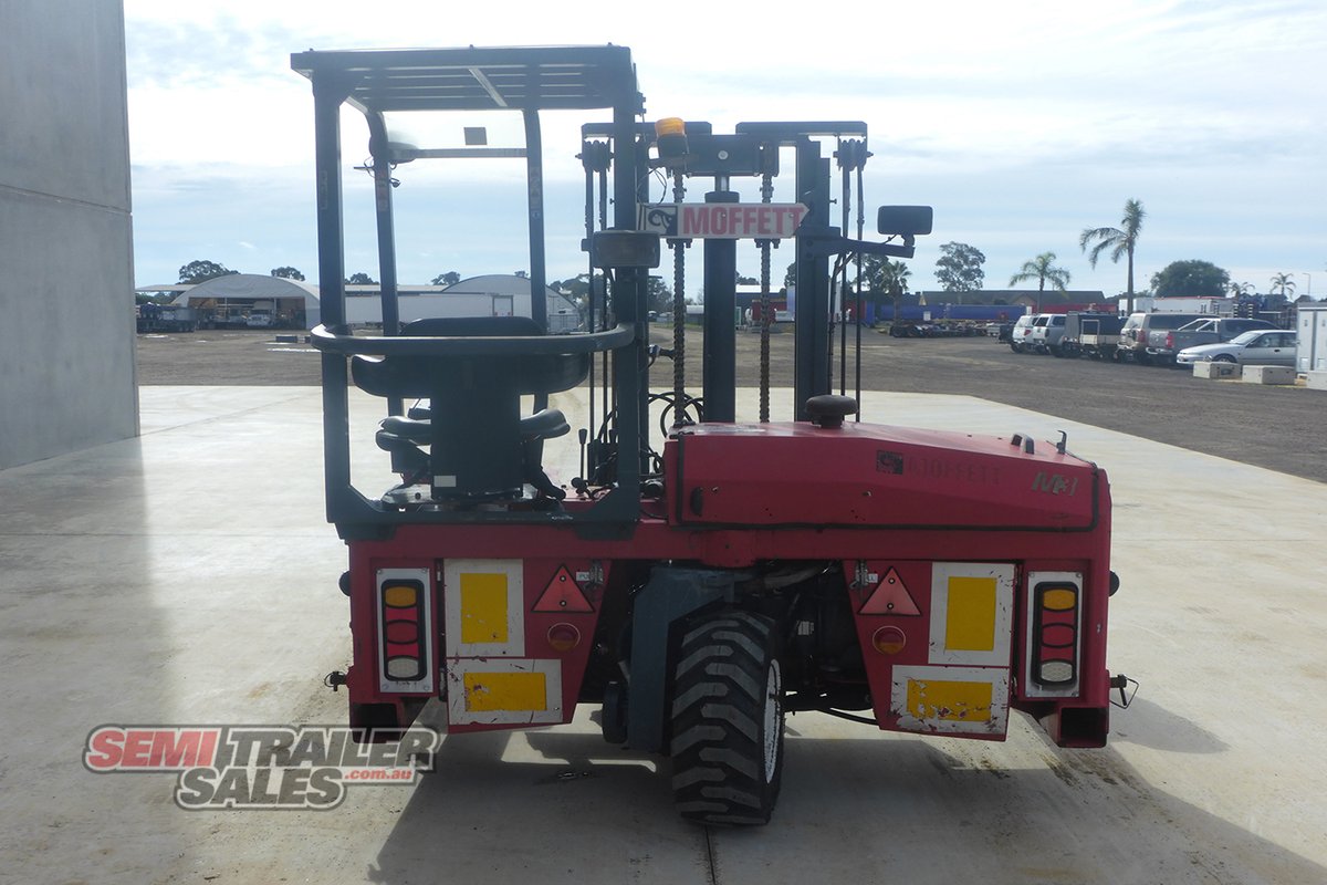 2007 MOFFETT TRUCK MOUNTED FORKLIFT