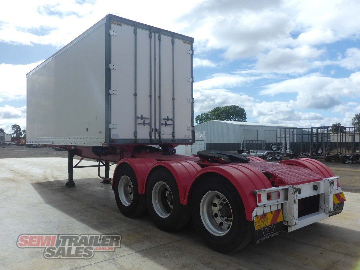 MAXITRANS REFRIGERATED TRAILER