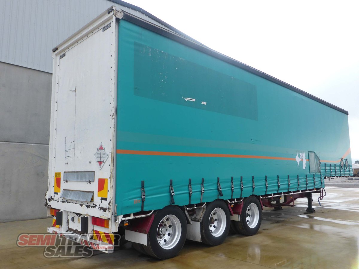 VAWDREY CURTAINSIDER TRAILER
