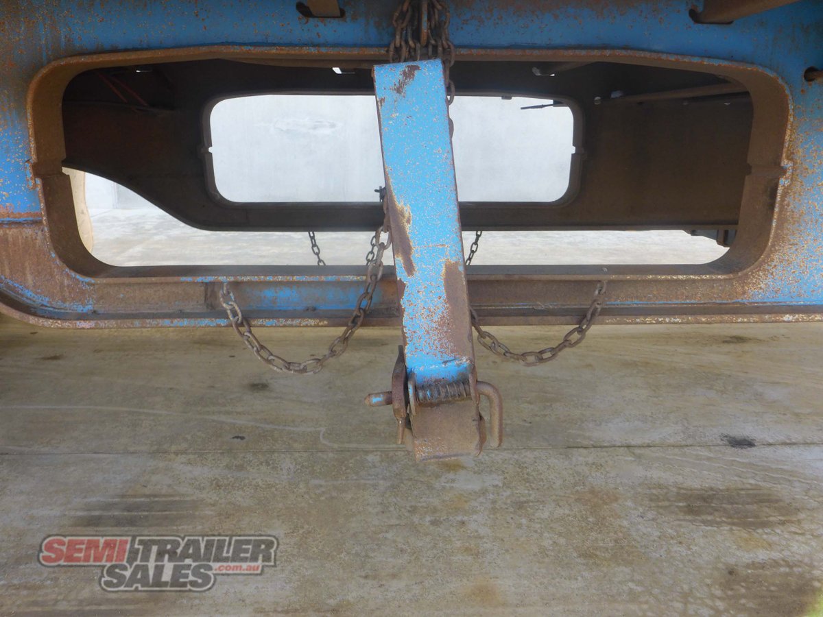 MAXITRANS DROP DECK TRAILER